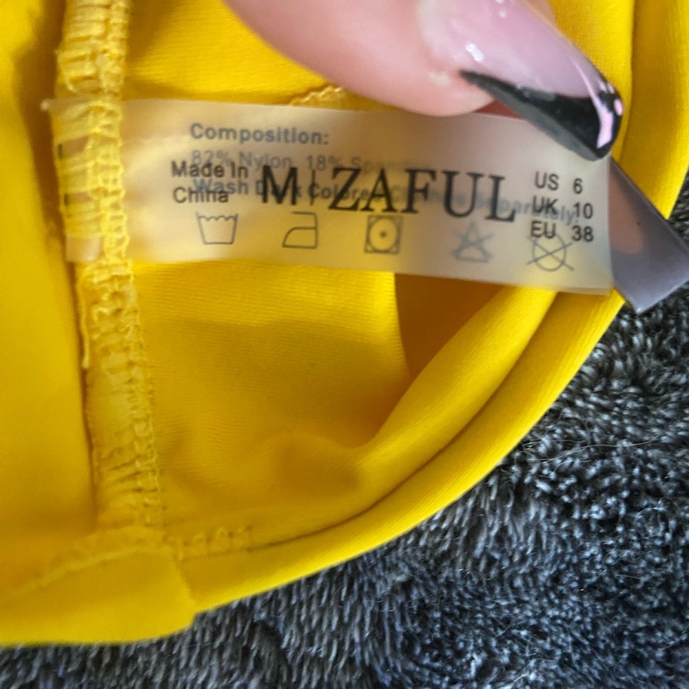 Cute swim top from Zaful